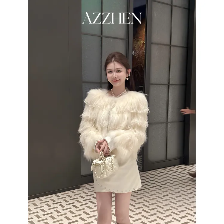 （假日穿搭）AZZHEN【白桃沁雪】重工蕾丝貉子毛皮草外套AZ4KCW27-00