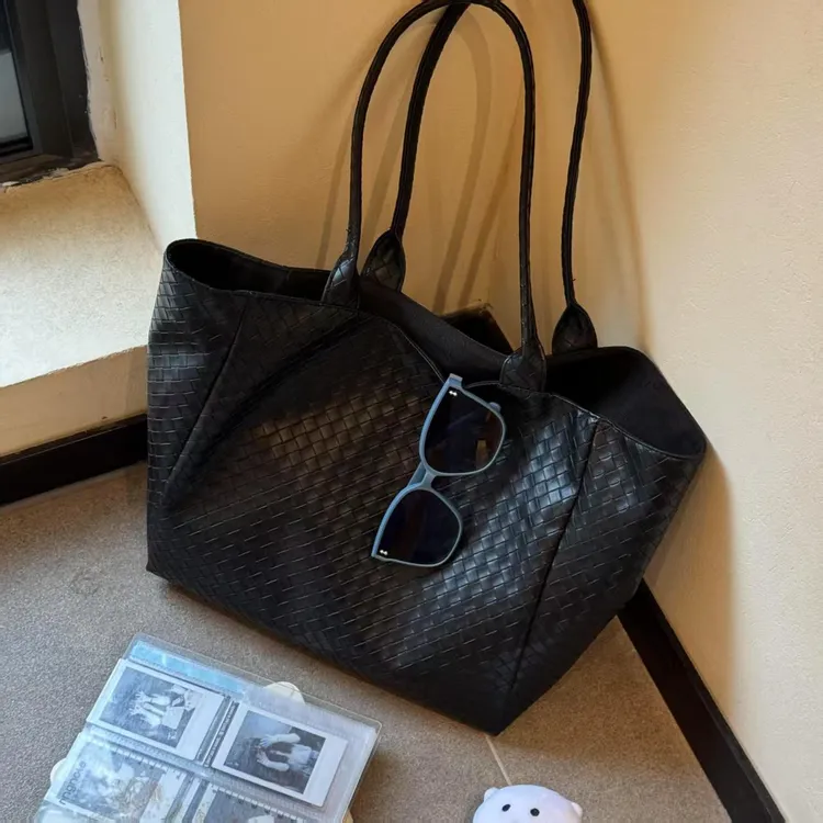 韩系编织手提包2025新款大容量单肩通勤包托 托特包腋下包外出