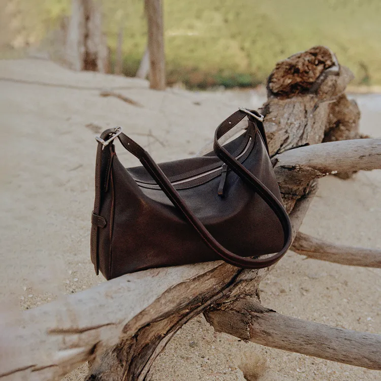 【陈妍希同款】AVALEA葳里 头层植鞣牛皮歇山包 单肩hobo女包C415