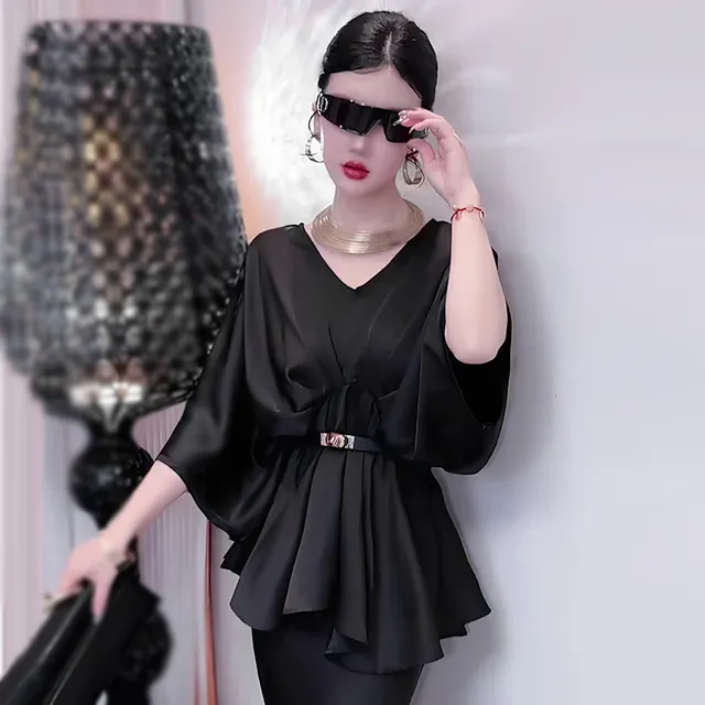 轻奢贵气修身显瘦纯色蝙蝠袖缎面小衫女气质收腰V领醋酸衬衫上衣