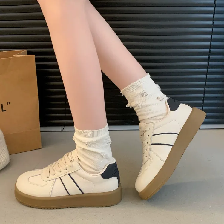 圆头增高厚底板鞋春秋休闲板鞋韩版学生ins女鞋鞋子春季