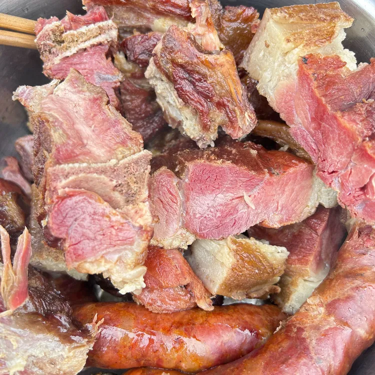 四川凉山彝族腊肉