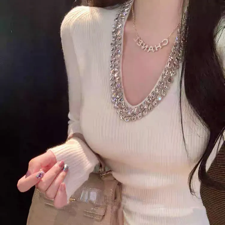 秋冬款法式气质修身V领针织衫女钉珠打底衫上衣小众设计