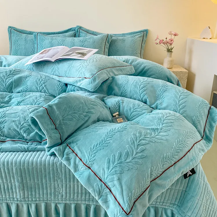 冬季加厚牛奶绒四件套夹棉床盖款雕花绒被套轻奢加厚保暖床上用品