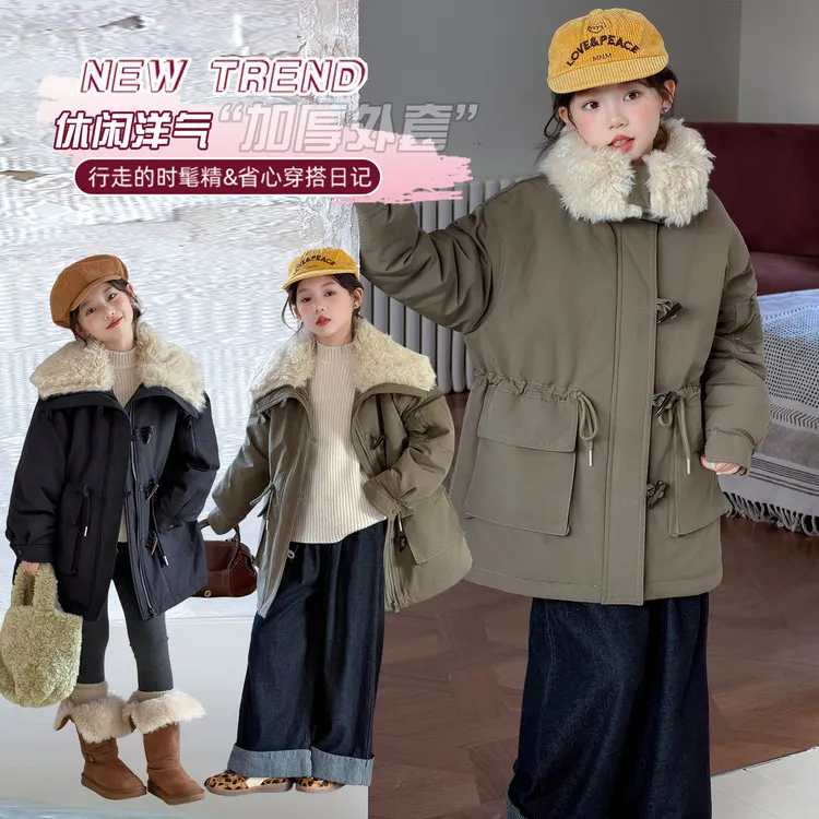 DH041女童牛角扣大翻领夹棉加厚棉服