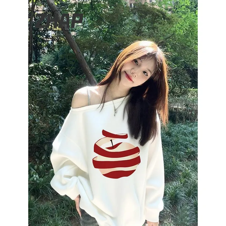 【ZHAP】斜领露肩时尚2505新款卡通圆领卫衣女秋季爆款清新时尚穿搭