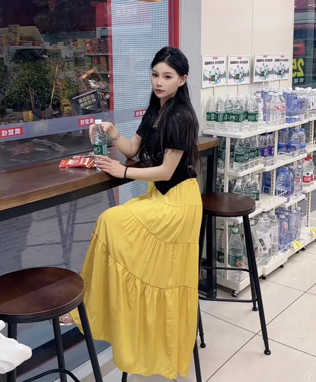 大摆简约通勤款夏季气质裙子时尚套装INS风休闲风