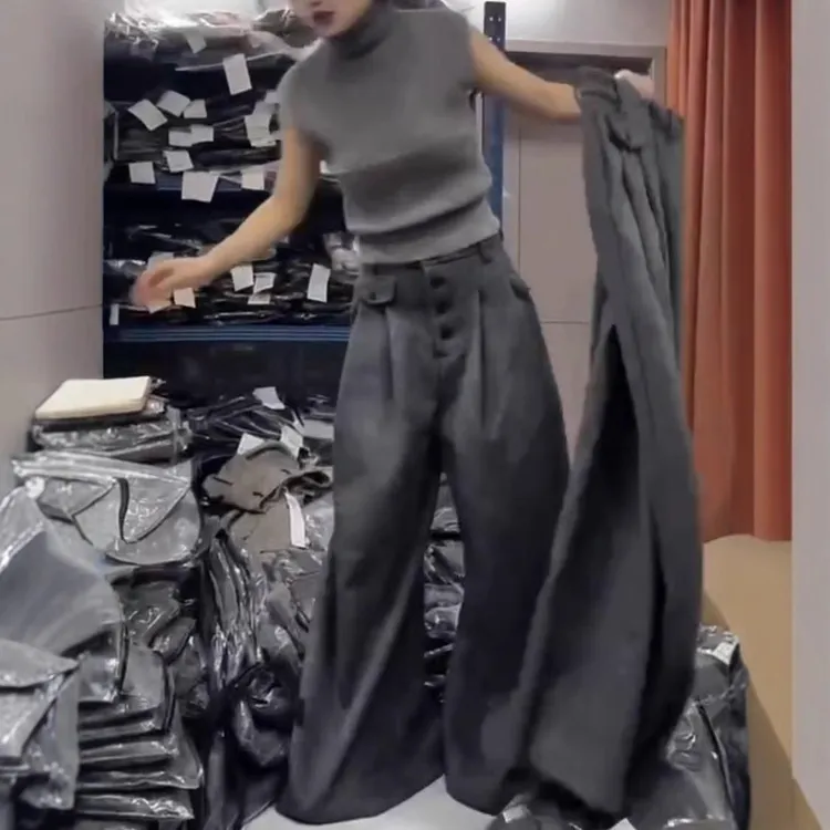 241158大爱美依缘2025秋冬新款纯色无袖高领打底上衣休闲阔腿裤潮