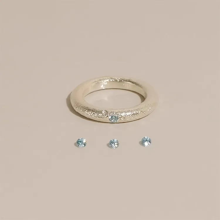 韩版拉丝戒指女简约风尾戒时尚小众个性百搭高级感食指戒新品手饰