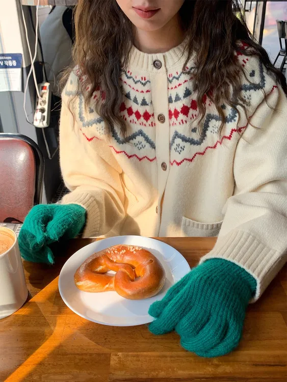 宽松慵懒复古提花费尔岛圆领短款针织开衫女秋冬宽松软糯百搭毛衣