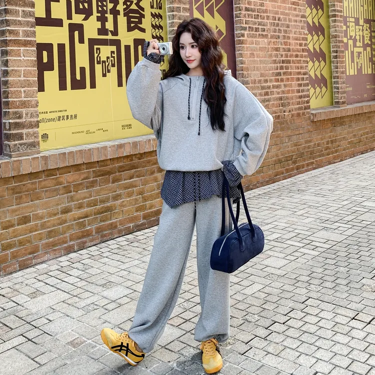 韩系学院风穿搭套装女早春秋巨好看连帽格子拼接卫衣阔腿裤两件套