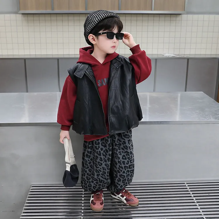 男童套装新款春秋酷帅男孩帅气韩版连帽儿童洋气中小童秋季三件套