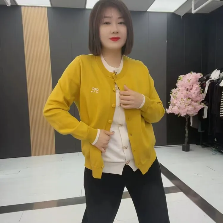 QY3588春秋新款潮流圆领气质假两件长袖针织开衫