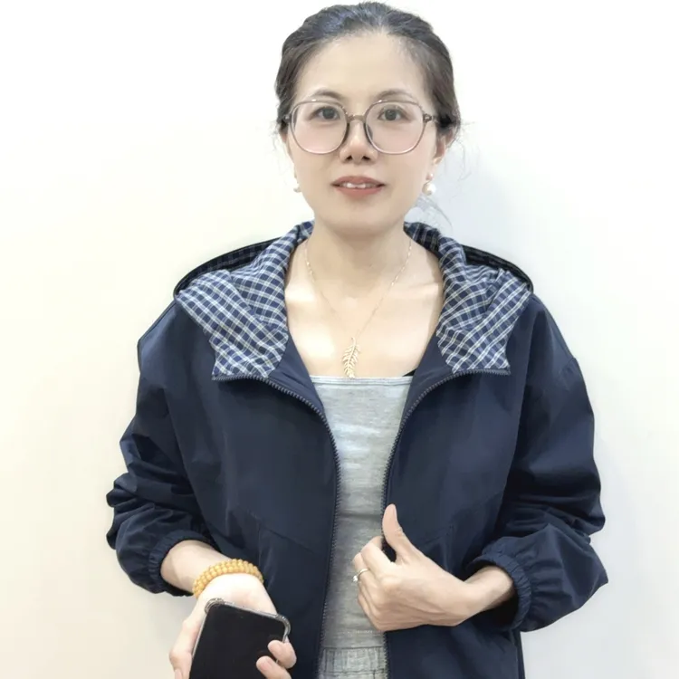 连帽拼接格子内衬纯色长袖女秋季休闲秋装时尚
