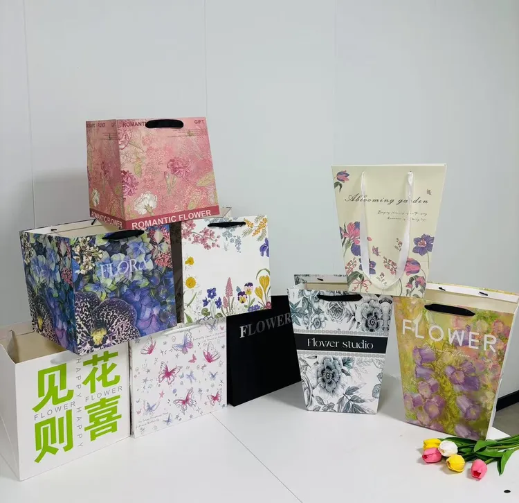 鲜花包装袋正方形礼品袋gift礼物袋生日花束包装插花手提袋子批发