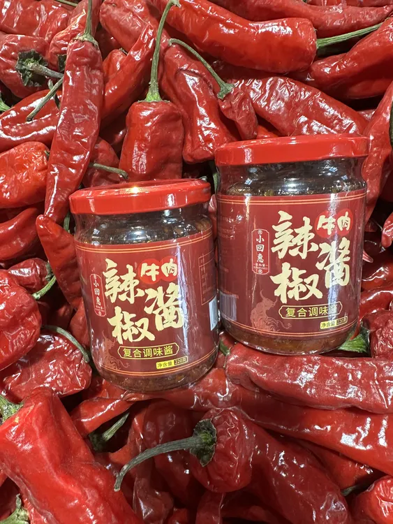 小回回 香辣过瘾 牛肉辣椒酱多种吃法可蘸饺子吃面条的美味酱料