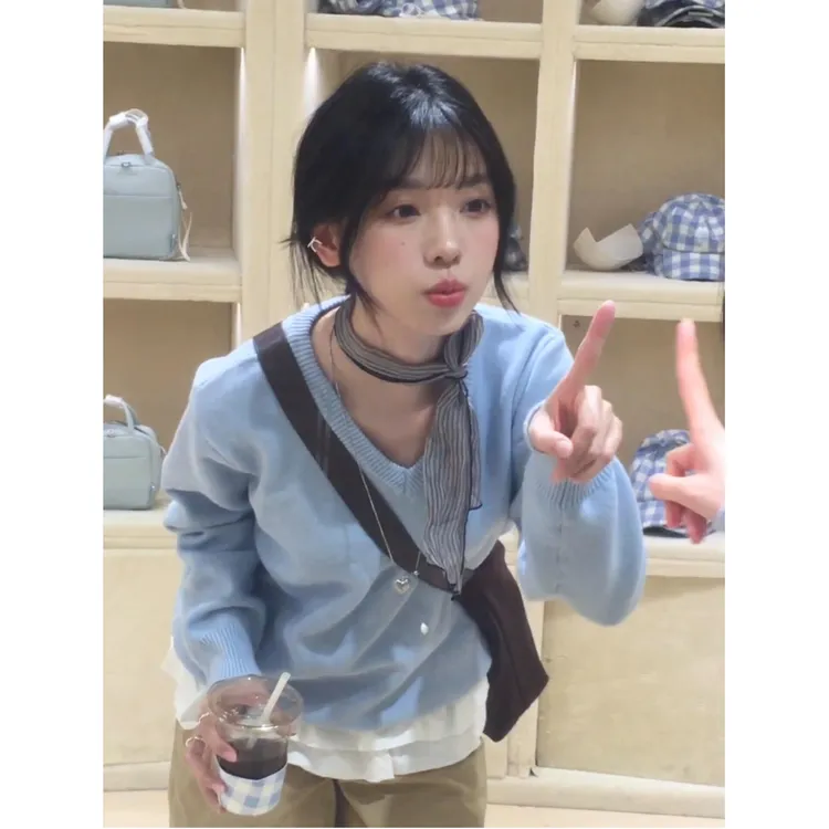 氛围感韩系纯欲风蓝色毛衣春秋季新款甜美减龄针织衫宽松显瘦上衣