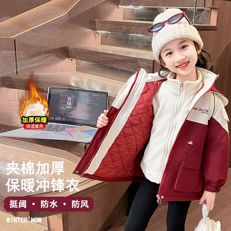 儿童冲锋衣三合一可拆卸女童加绒加厚6-12岁潮款高级感防水防风潮