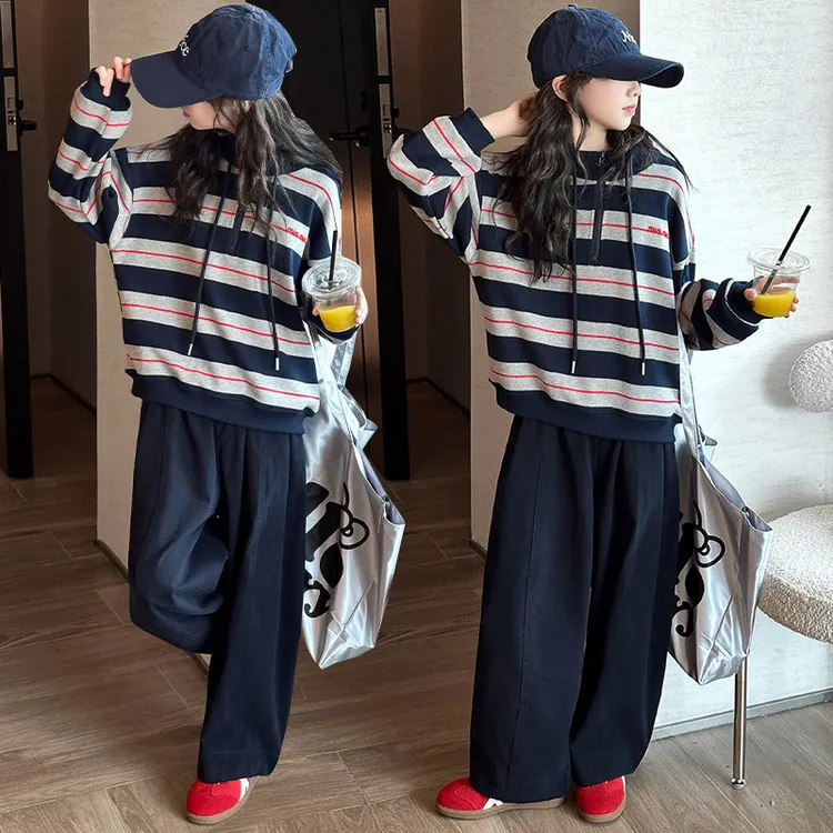 女童秋装卫衣套装2025新款大童休闲时髦条纹两件套宽松洋气春秋季