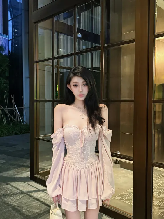 【芭蕾月光】纯欲风性感一字肩长袖百褶裙女款连衣裙