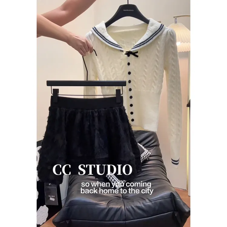 学院风百搭镂空修身海军领2026新款设计感白色毛衣+半身裙