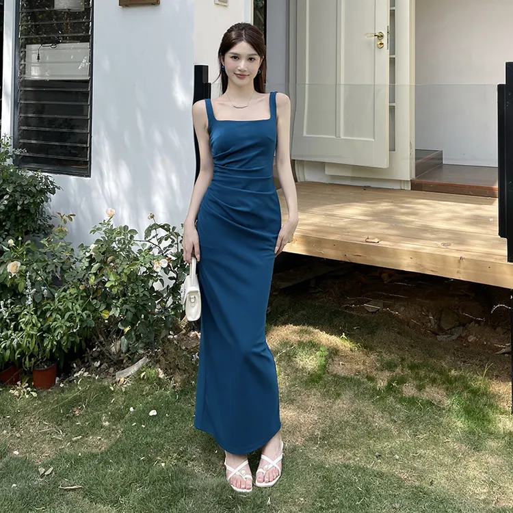法式方领肯豆收腰连衣裙夏季气质孔雀蓝修身褶皱显瘦包臀开叉长裙