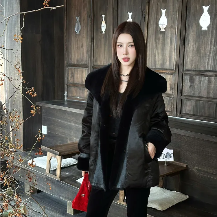 G. yantong/郭彦彤鹅绒绵羊毛皮毛一体大翻领羽绒外套保暖WT1130
