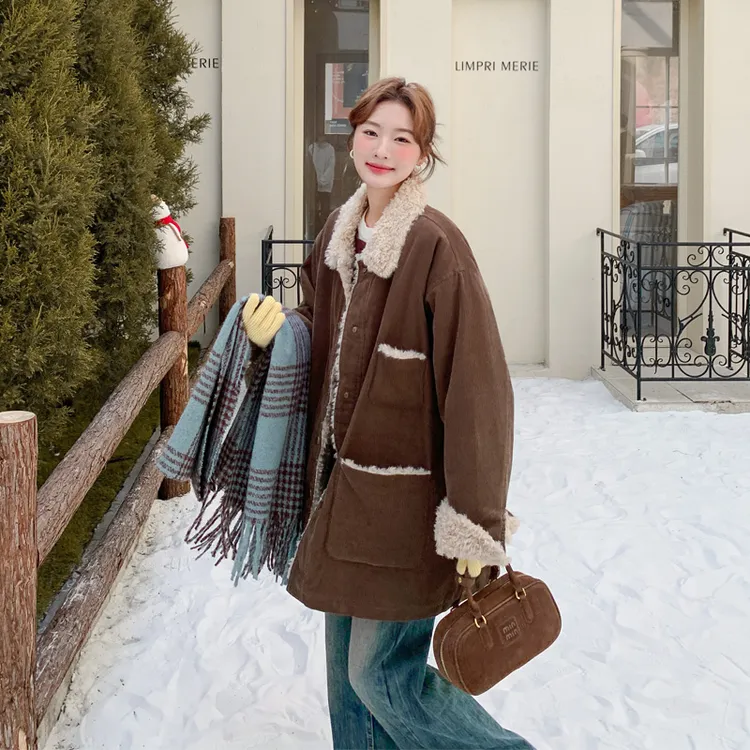 复古灯芯绒皮毛一体外套2025冬季新款ins甜酷风加绒加厚棉服外套