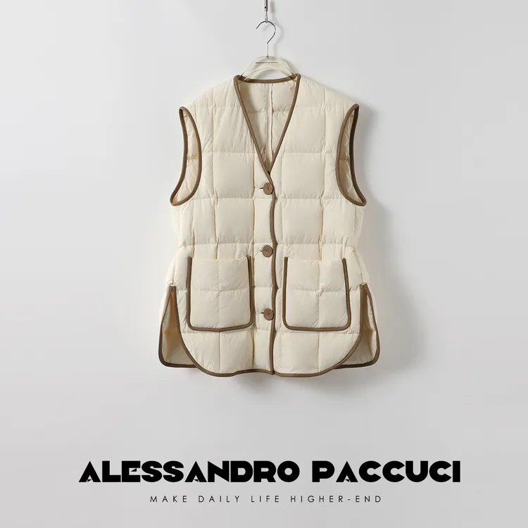 AP洛哥24793X宽松挺括 温暖简约大方V领设计95白鹅绒服马甲