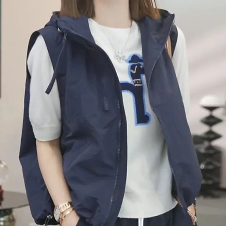 短款连帽冲锋衣马甲背心女2025春秋新款宽松休闲工装马夹坎肩外套