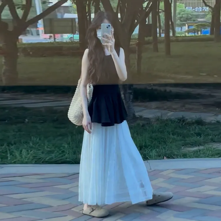 韩系绝美小个子巨好看背心上衣半身裙女爆款套装2025新款夏季穿搭