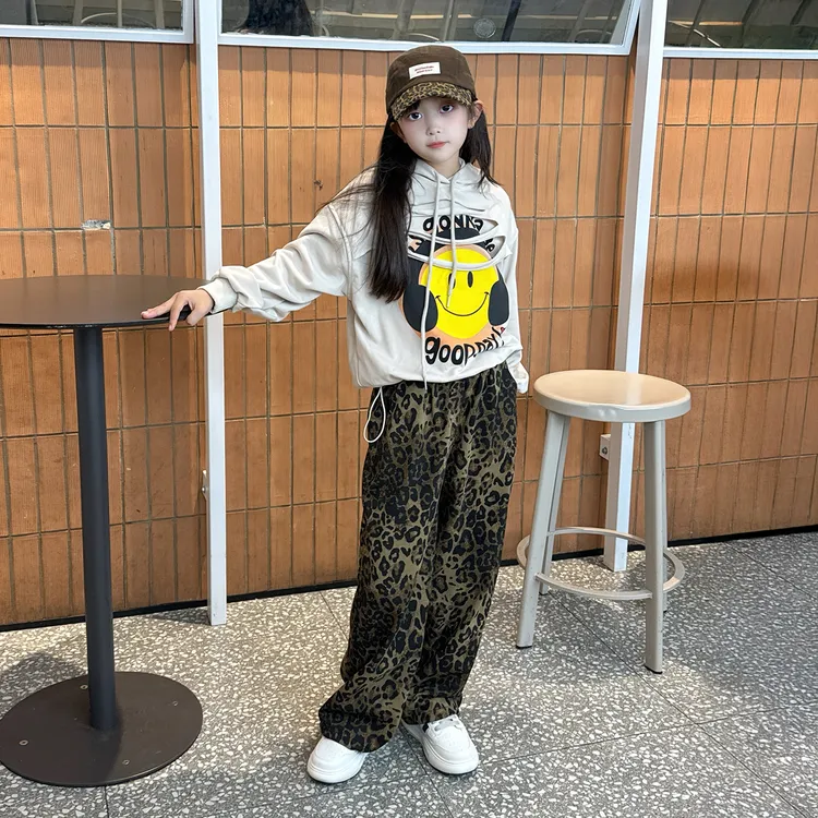 女童套装春秋款2025新款儿童洋气时髦豹纹阔腿裤秋装潮女孩两件套