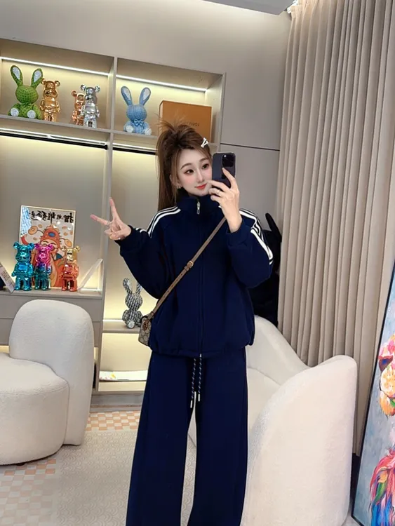 时尚轻奢百搭显瘦显高洋气加绒加厚撞色拼接微弯刀裤套装两件套