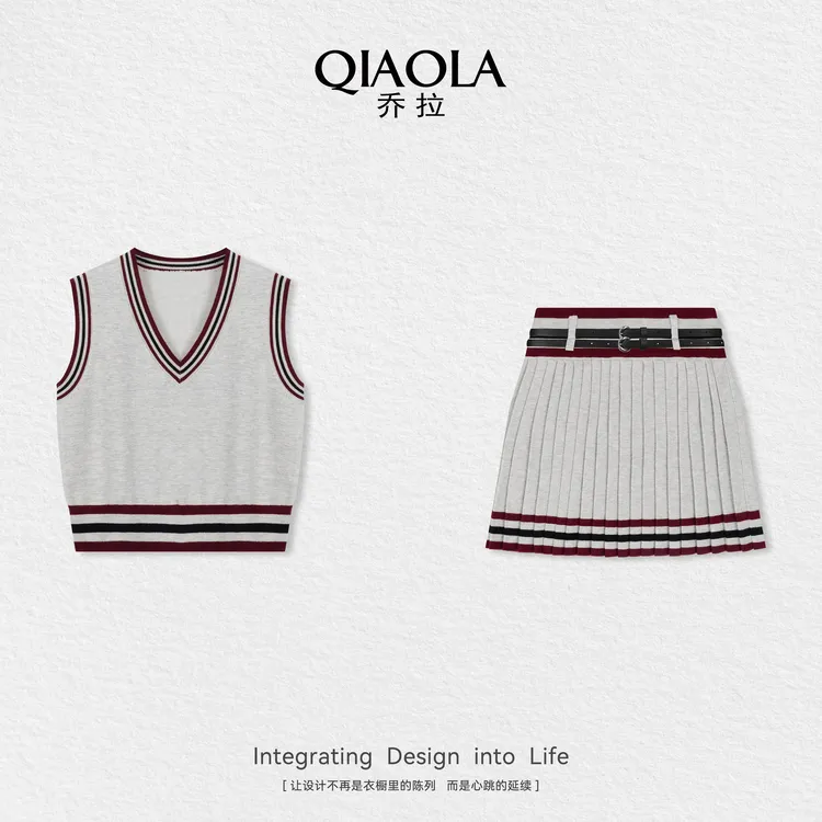 QIAOLA/乔拉【青春邮件】秋季羊毛经典撞色条纹上衣毛织百褶裙预售