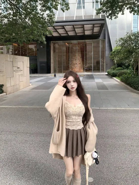 纯欲套装宽松毛衣外套女蕾丝带胸垫背心秋季高腰百褶短裙三件套