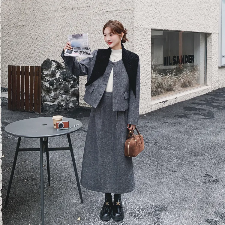 气质一整套ootd穿搭2025秋冬新款巨好看的韩系披肩呢子外套半身裙