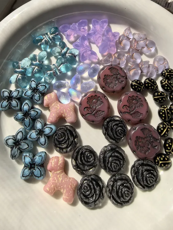 捷克琉璃珠DIY串珠 玫瑰花夏威夷花 满39元飞非偏远包邮 默认微瑕