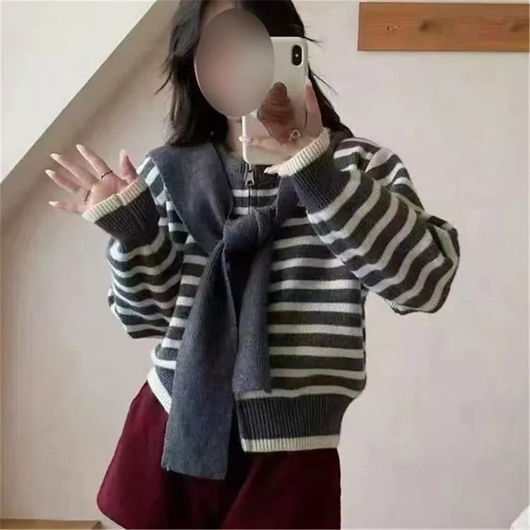 秋季女士设计感短款条纹开衫女毛衣外套2025新款早秋流行穿搭上衣