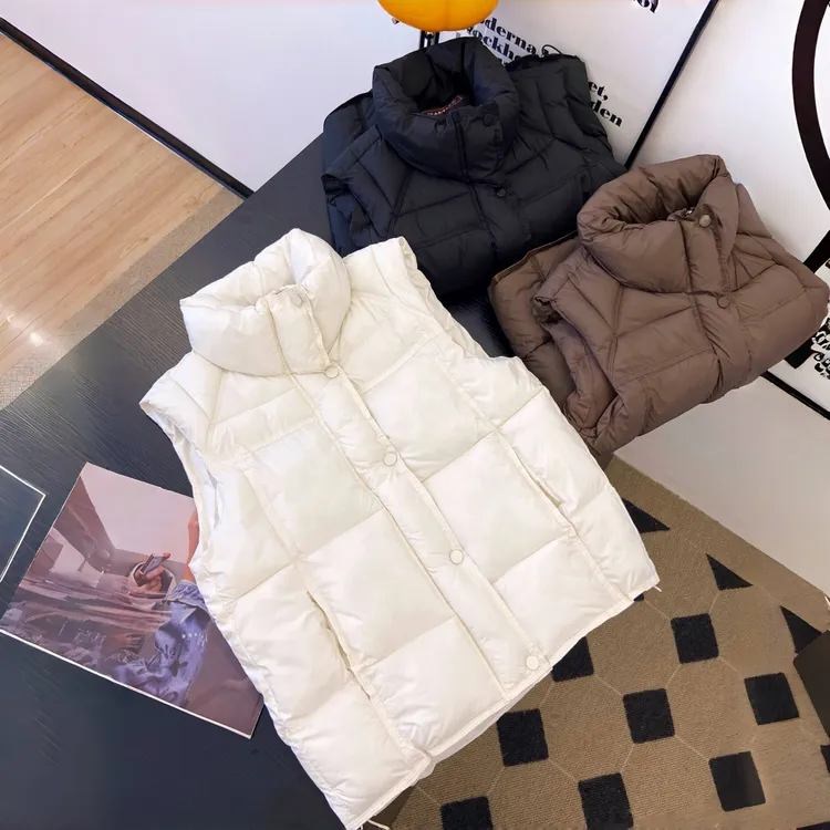 时尚洋气新款爆款泡芙棉服马甲设计感女秋冬百搭显瘦背心马夹外套