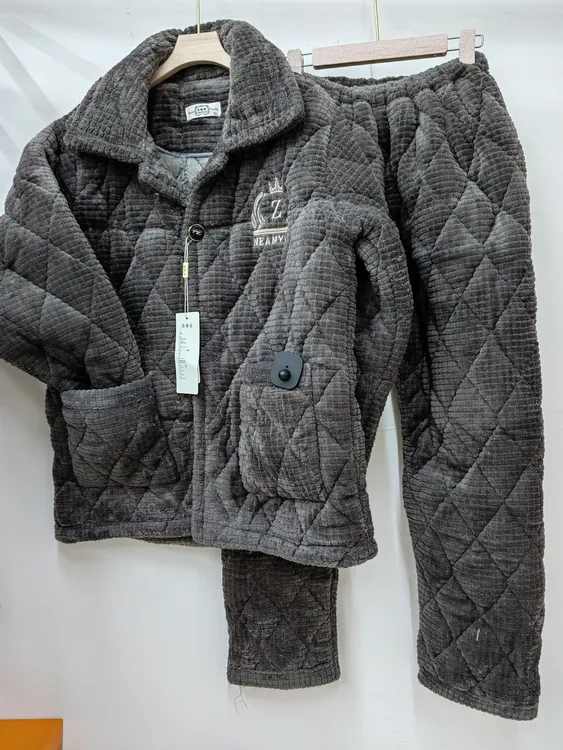 2025年新款时尚加厚加绒保暖休闲冬季男士睡衣