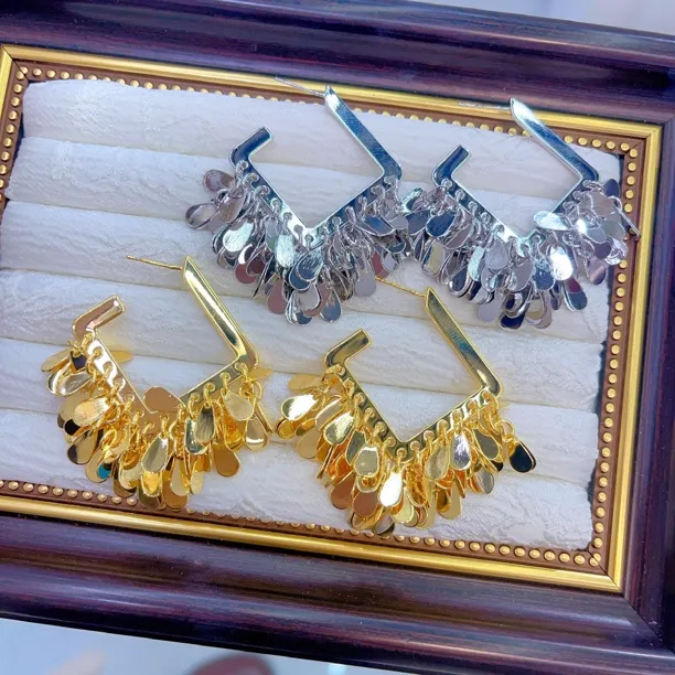 钛钢耳饰 2018新款耳环钛钢保色白搭时尚两个戒颜色气质简约个性