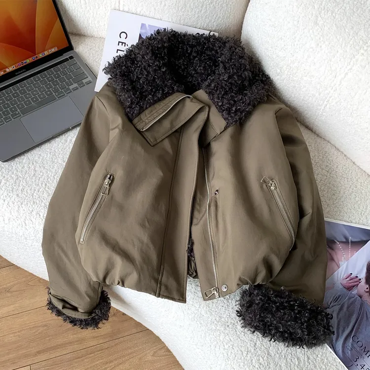 拉夏贝尔韩系毛领拼接内里加绒外套女2025冬季新款短款保暖夹克潮