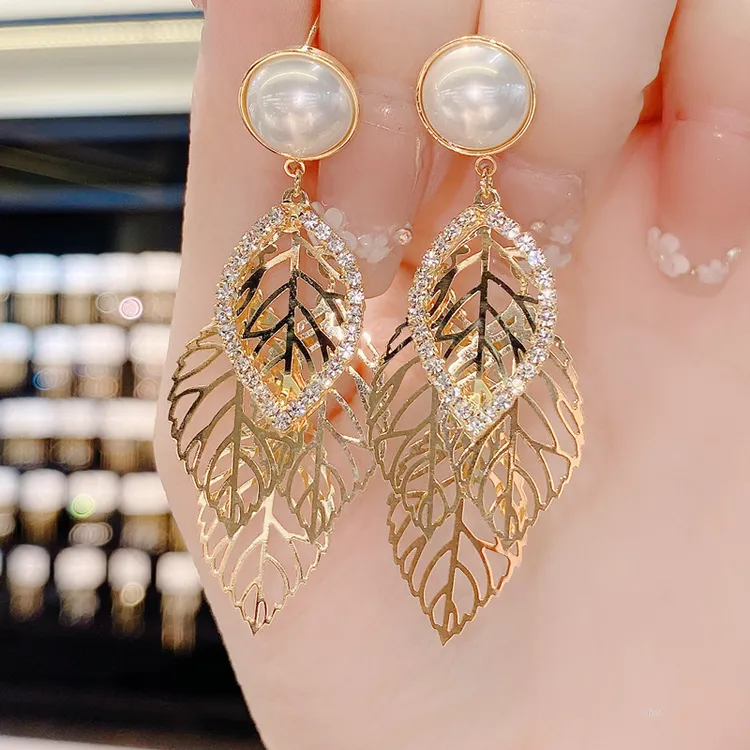 铜合金仿珍珠耳饰 一叶暴富树叶流苏耳坠时尚百搭名媛风大气耳环