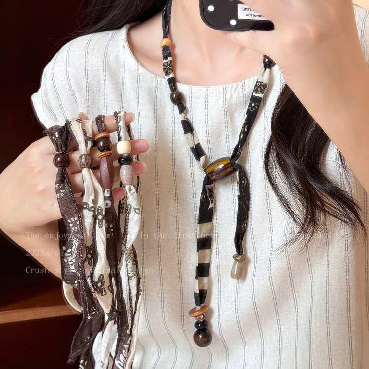 非金属布艺项链 咖色腰果花珠子丝巾项链女气质美拉德毛衣链C152