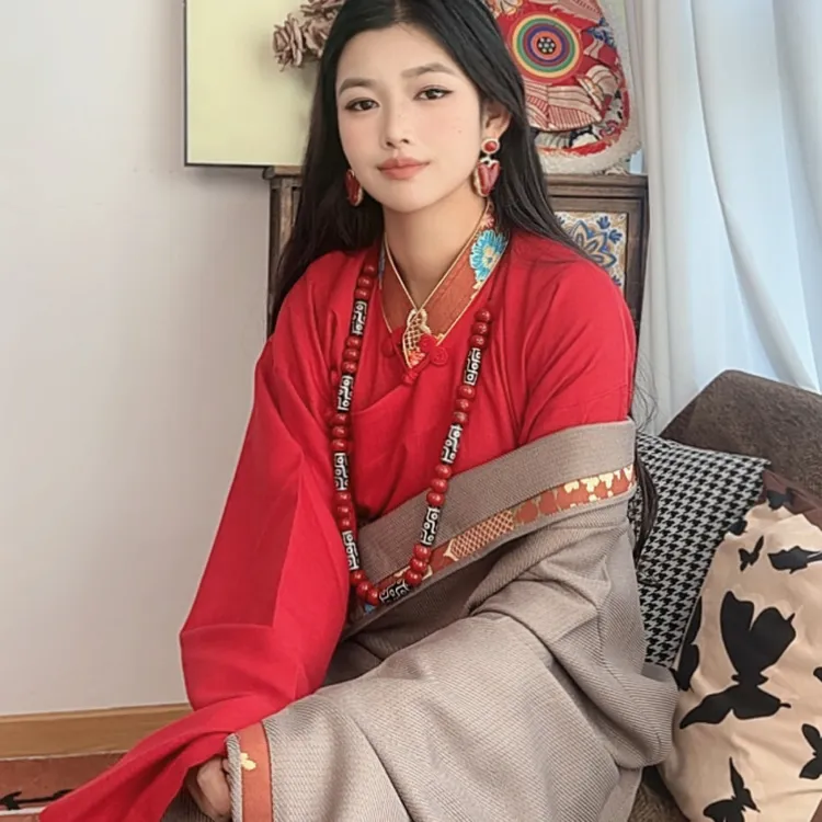 传统款 藏袍套装 衬衣加藏袍 送腰带