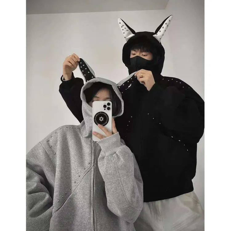 早秋美式杜宾犬高街连帽开衫卫衣男秋季设计感铆钉外套情侣上衣服