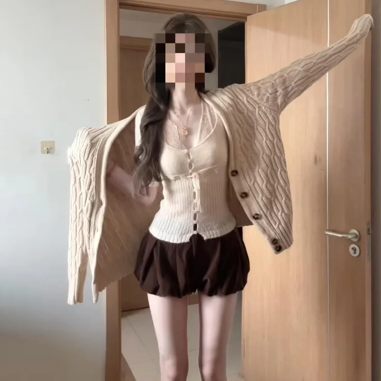 2025新款毛衣外套女穿搭韩系chic别致漂亮上衣早秋冬针织开衫套装