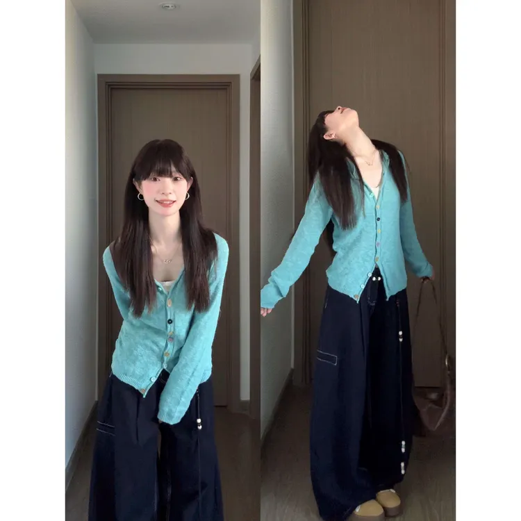 蓝色针织开衫外套女2025早秋季韩系慵懒外搭毛衣设计感彩虹扣上衣