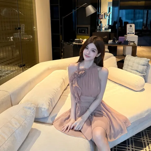 FAY【干枯玫瑰】精致优雅甜美气质洋气花朵装饰显瘦豆沙粉色吊带裙