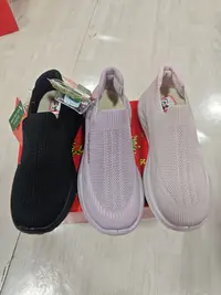 2527超轻加厚底飞织乳胶垫乌拉草中底女鞋